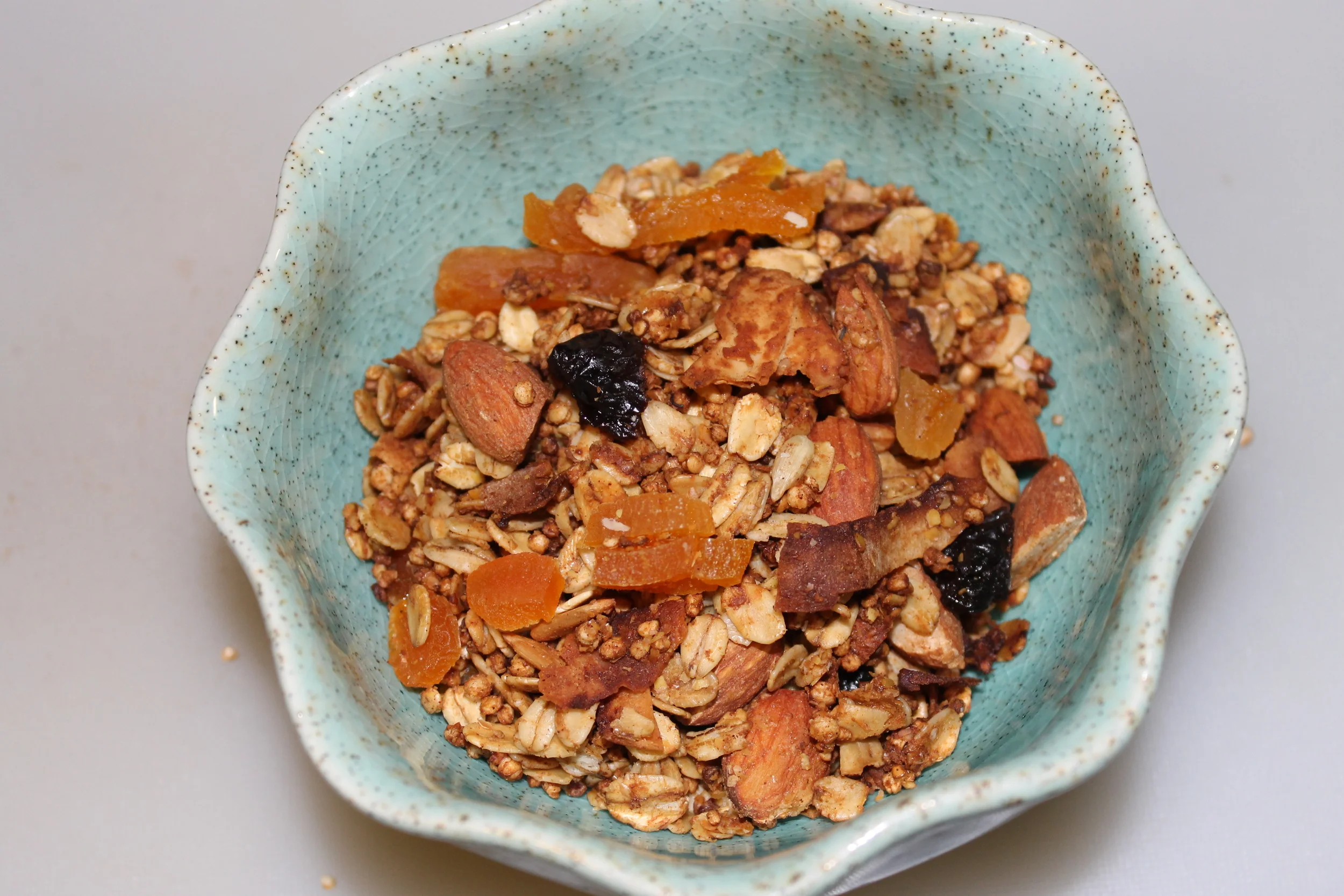 Puffed Quinoa Granola