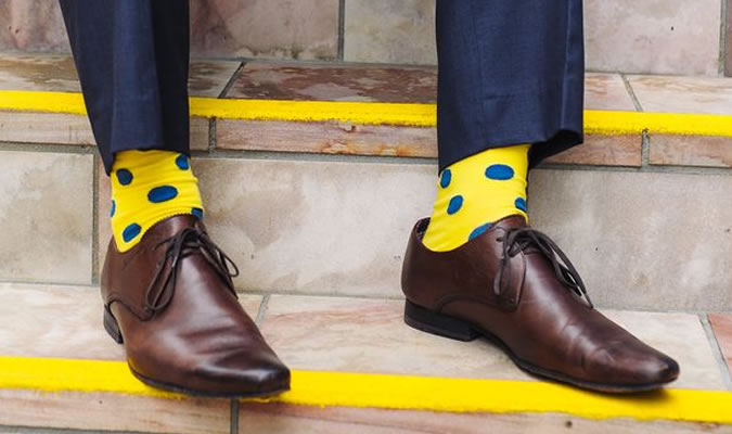 3 Easy Ways to Match Your Socks With Your Shoes And Pants Perfectly —  CustomMade