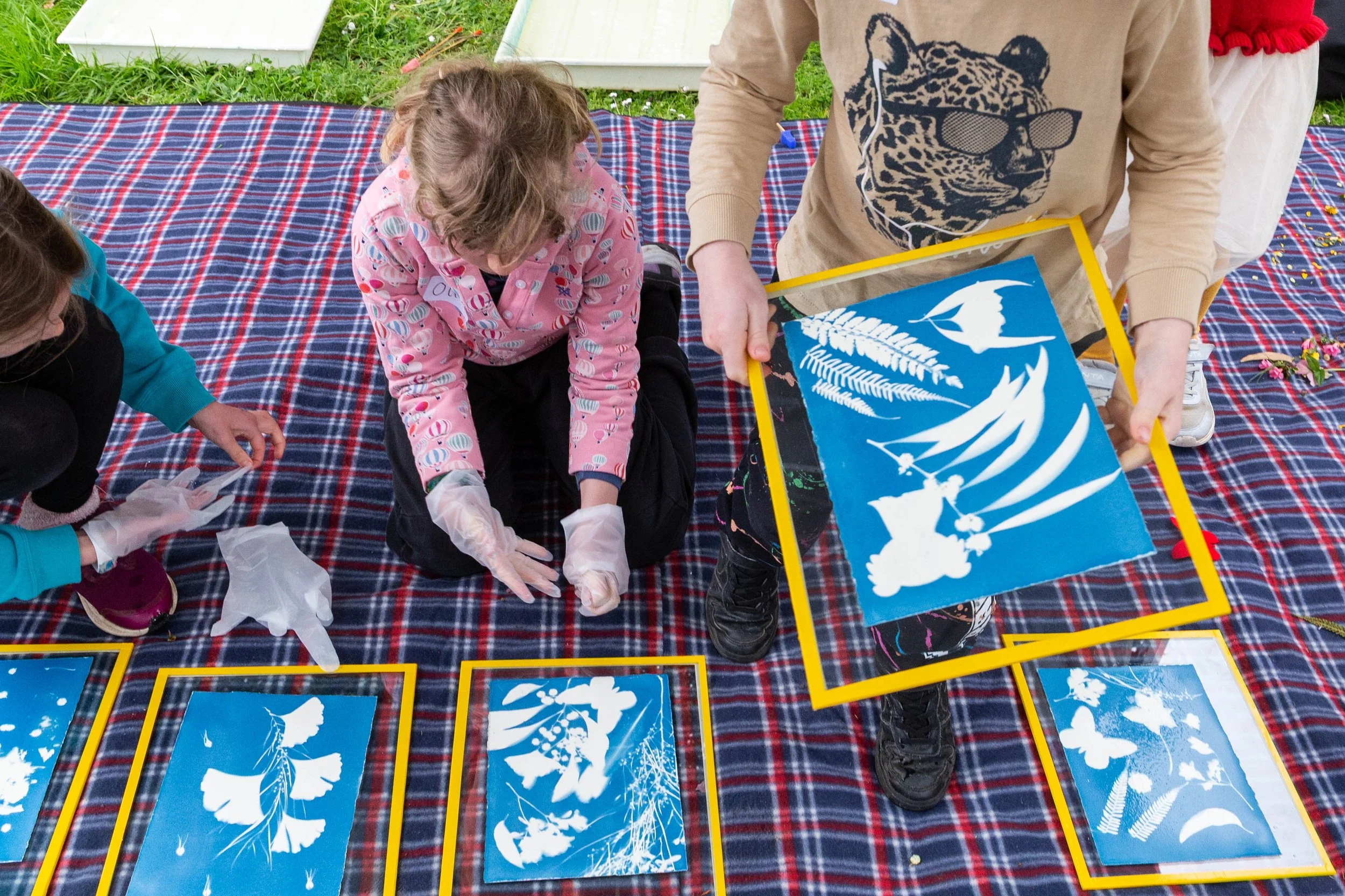 Cyanotype workshop for kids, Yarra Ranges Regional Museum