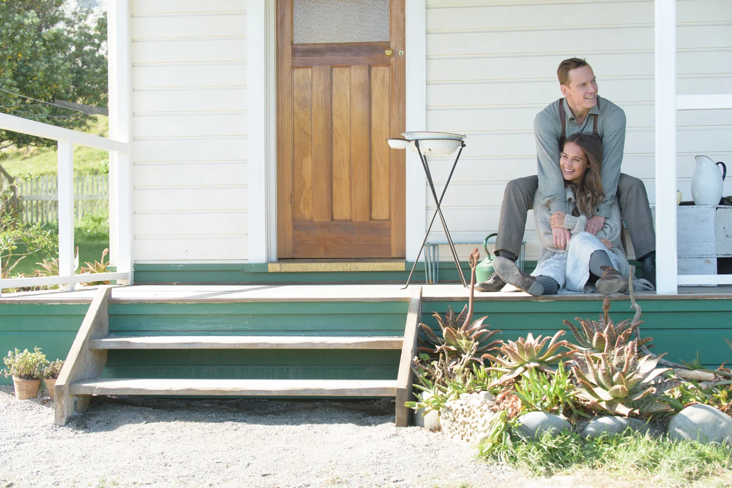 Light-Between-Oceans-2-LG.jpg