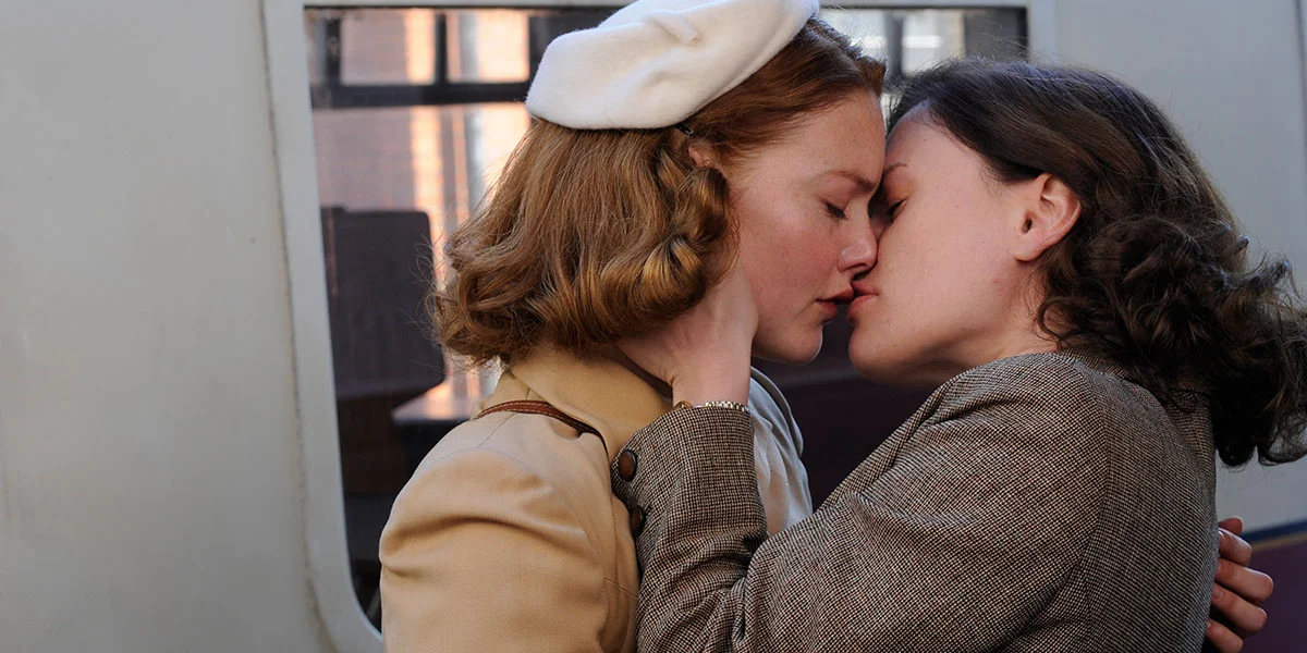 Lydia and Jean as portrayed by Holliday Grainger and Anna Paquin in Tell It To The Bees .