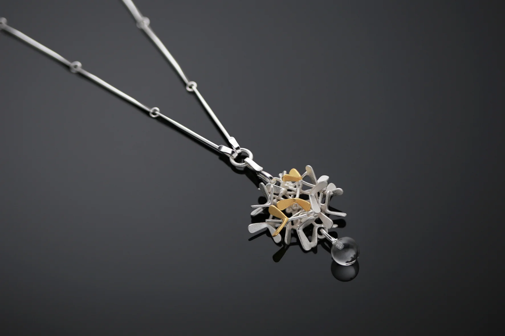 Flying Seeds/ raindrop pendant, 3KB no.1