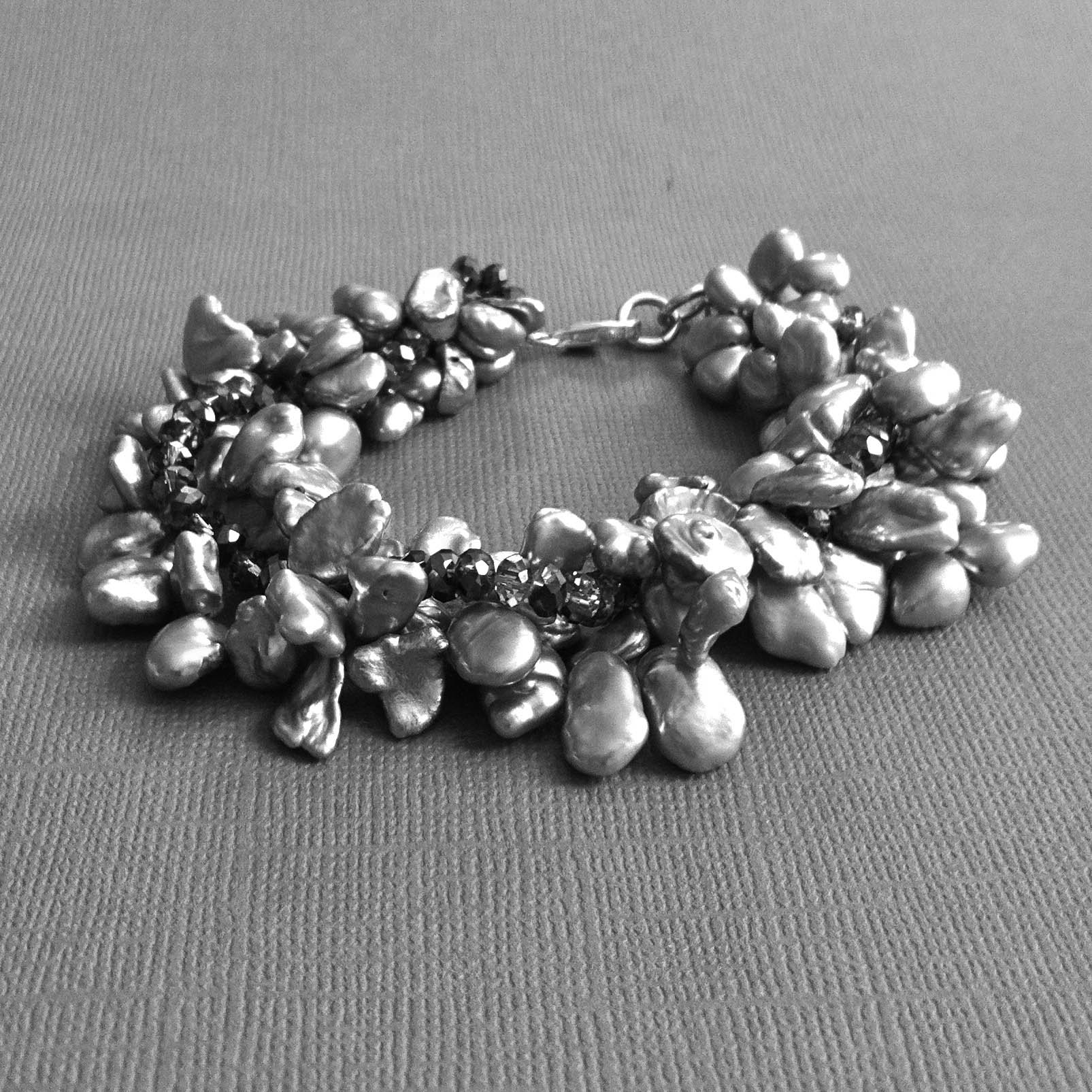 brt_graypearlbraceletB&W.jpg