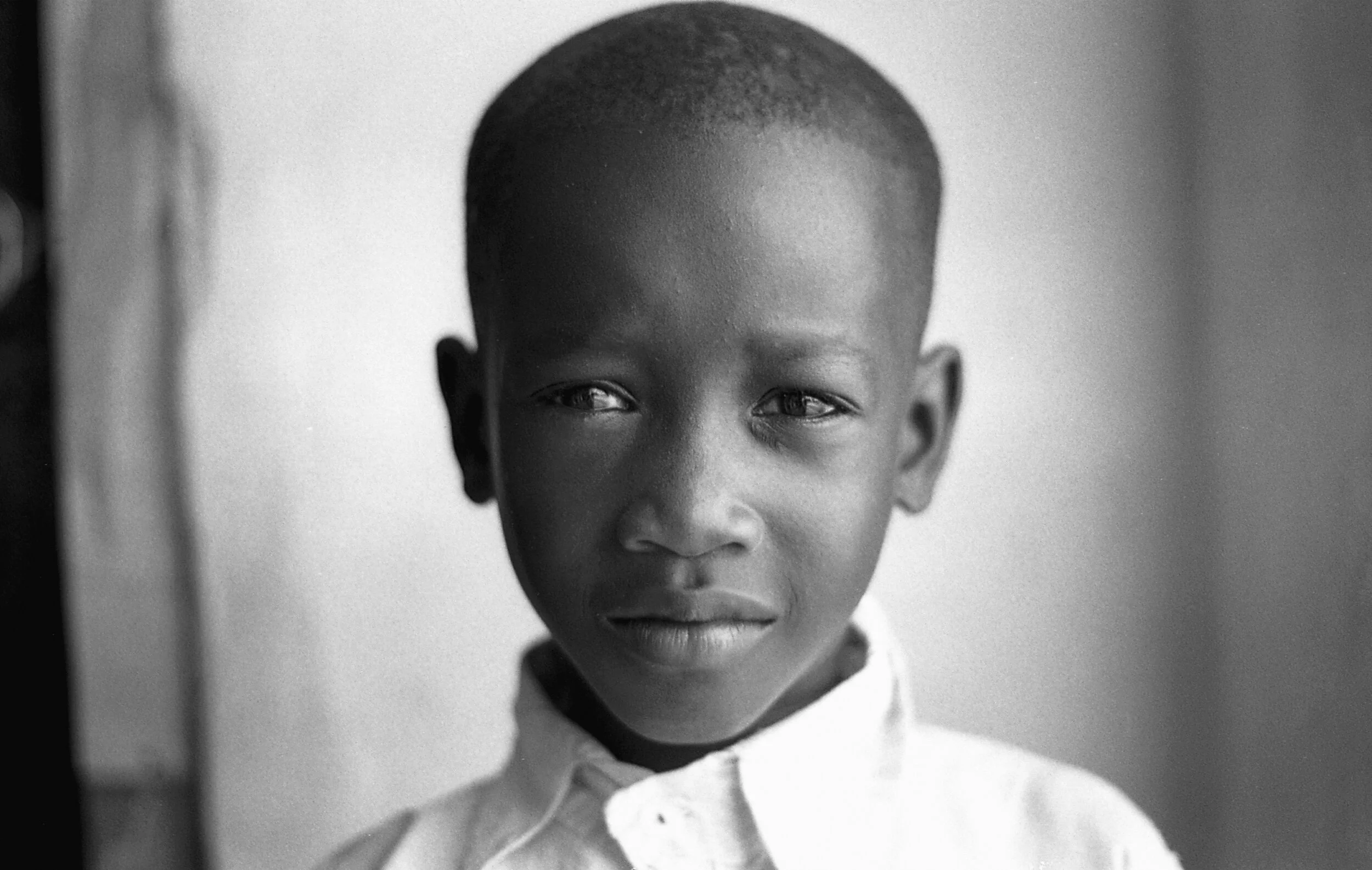 documentaire-portretfoto-kind-gambia-sdg-expositie-amsterdam.jpg