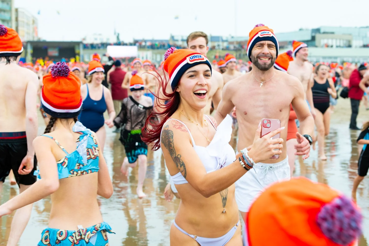 strandreportage-nieuwjaarsduik-zandvoort-joyce-goverde.jpg