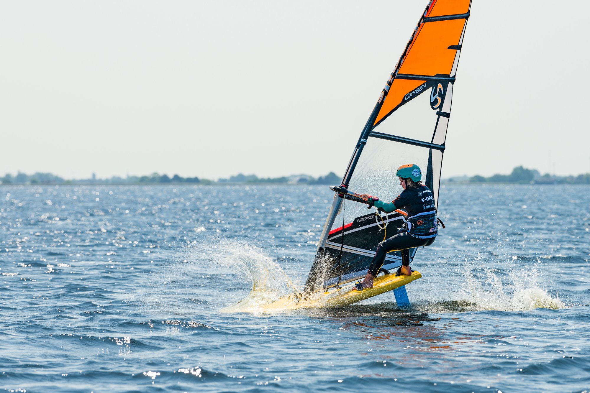 beeldbank-fotografie-visit-aalsmeer-watersportcampagne-surfen-zeilen-joyce-goverde46.jpg