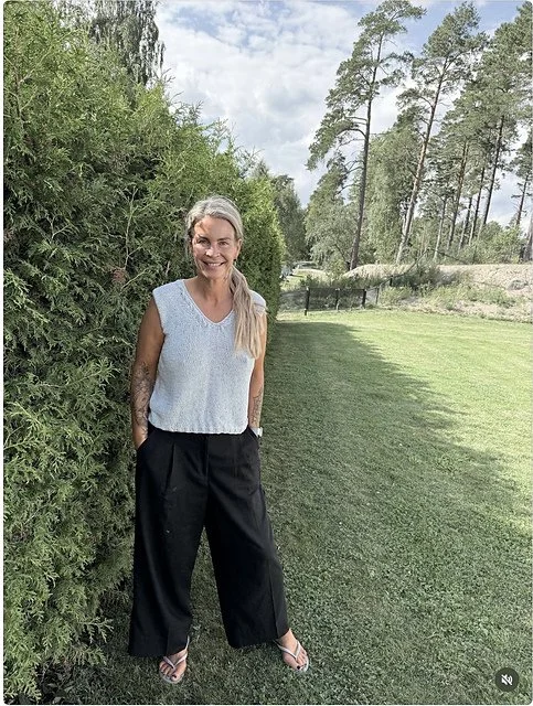 Chill top v-neck tank free knitting pattern