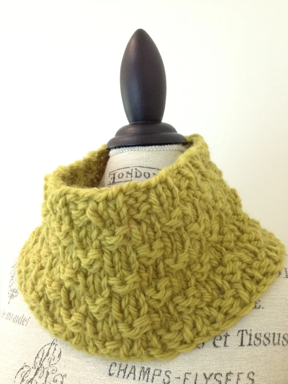 Cobblestone Street Cowl Free Knitting Pattern