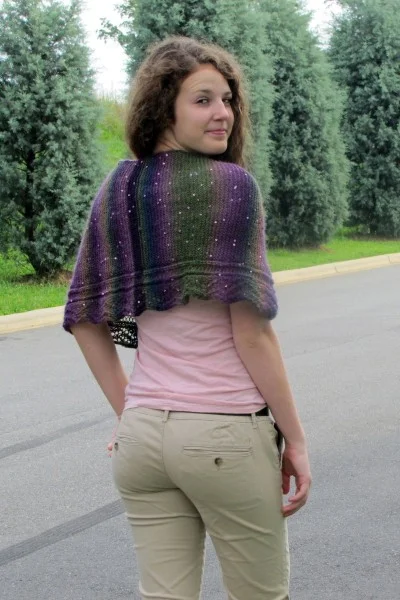 Zigzag Shawlette Free Knitting Pattern