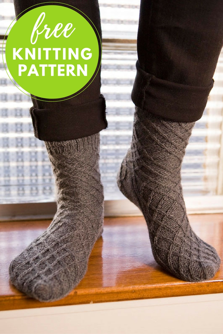 Criss Cross Socks Free Knitting Pattern