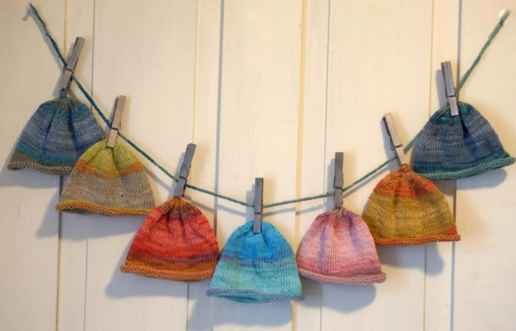 Rolled Brim Baby Hat Free Knitting Pattern