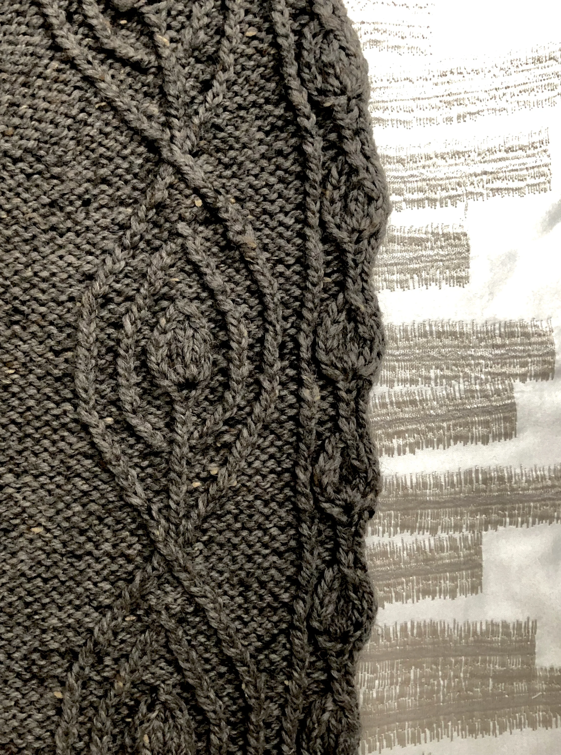 Twisted stitches found in the Saltimbanco Shawl