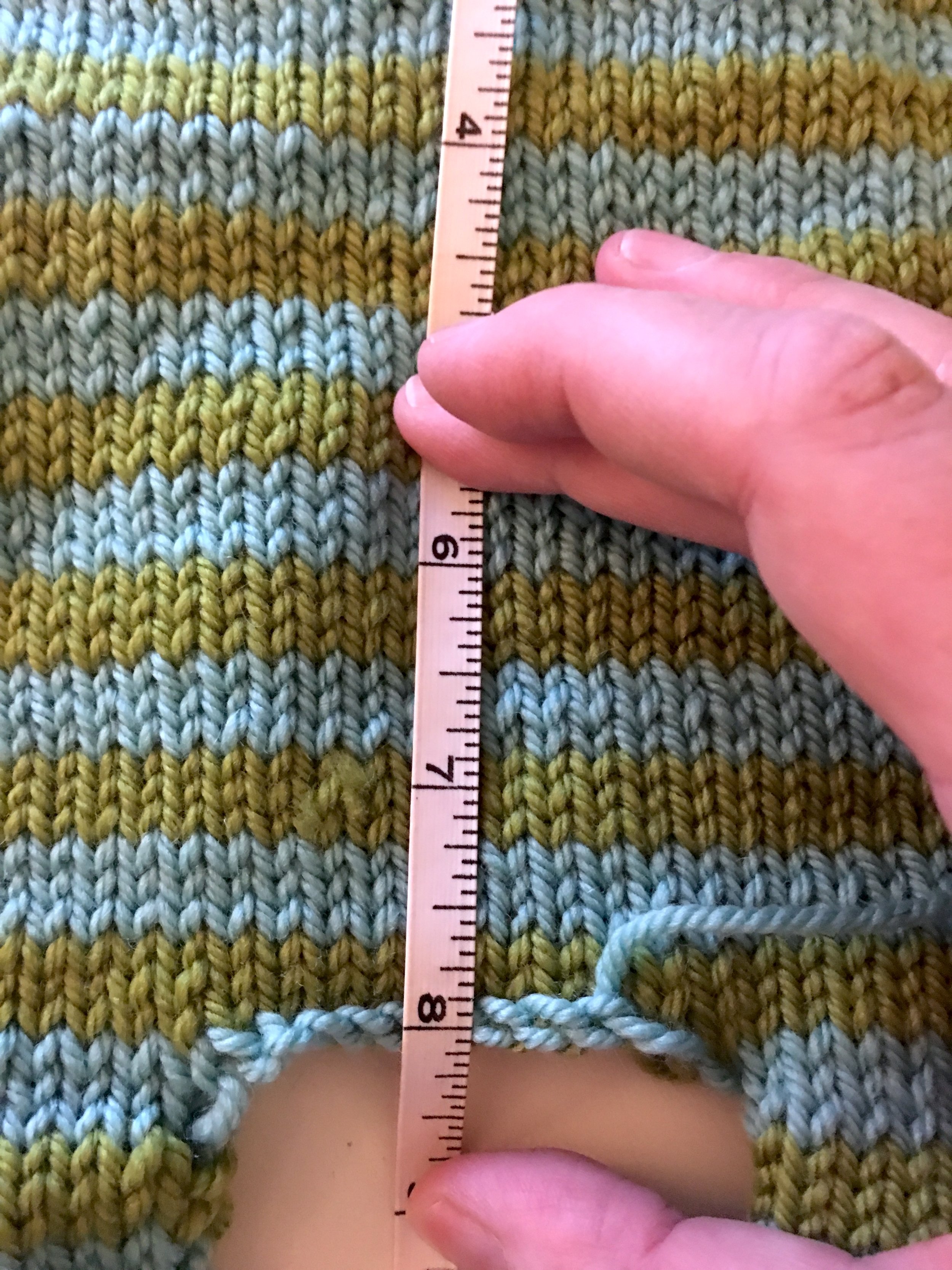 Knitting tape measure hack