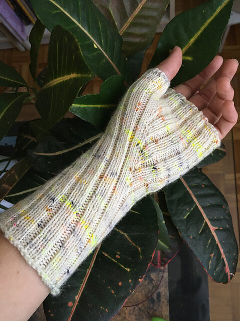 Beginner Fingerless Glove Knitting Pattern