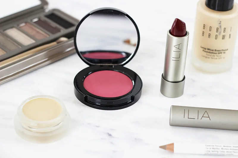 My 10-piece make up kit for fall + current go-to looks