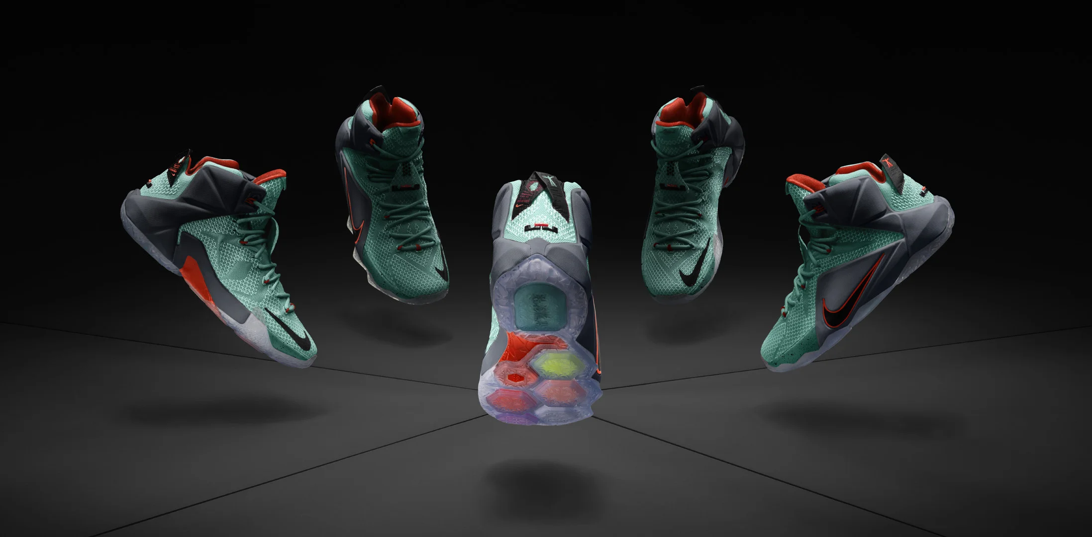 HO14_Lebron_BruceLee.jpg