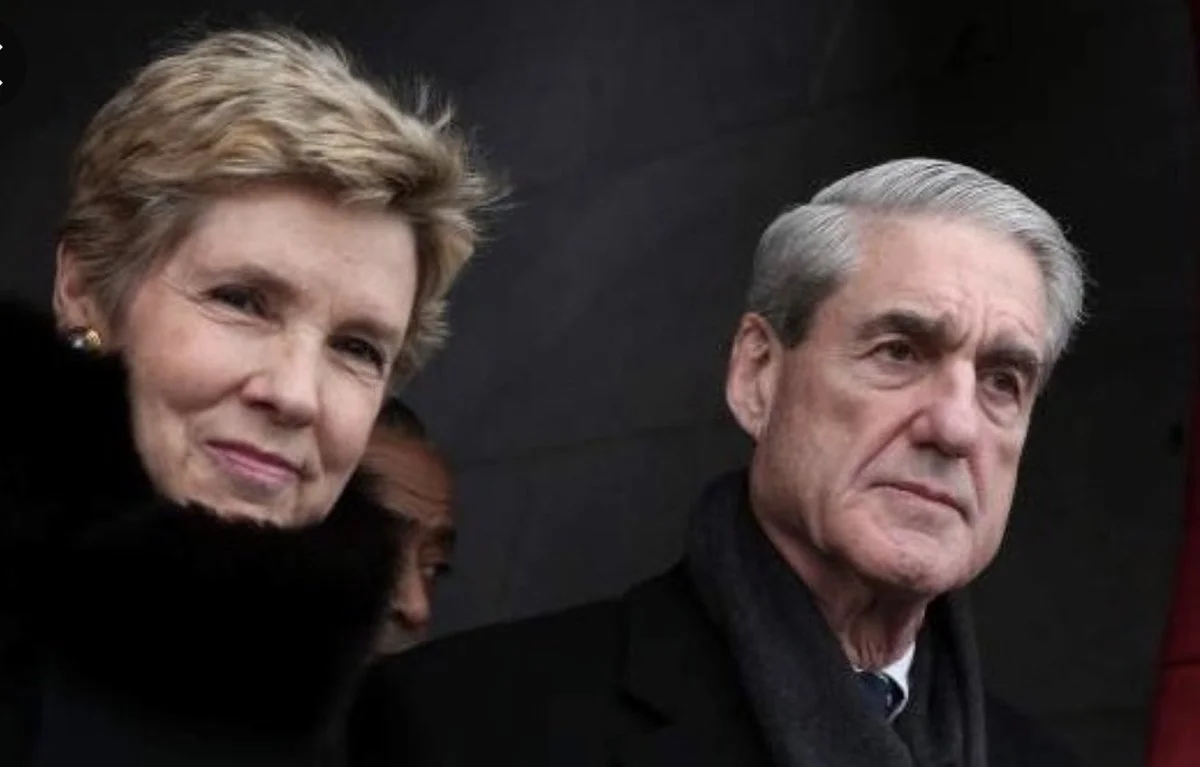 Mr. and Mrs. Robert Mueller