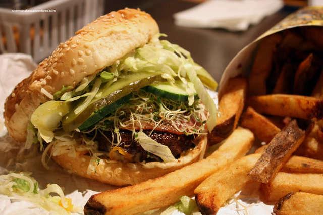 splitz+burger+fries3.jpg