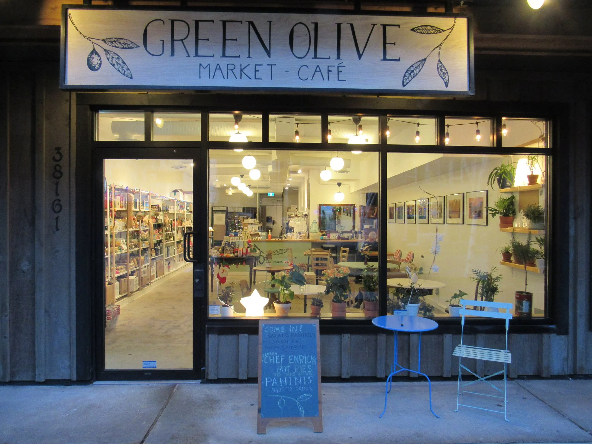 greenolive4.jpg
