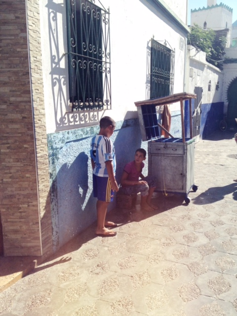 This town was so peaceful, We walked for hours threw the veins of the inner town marveled by the quietness and little gems of paintings and beautifully kept quart yards we came across. There was no people anywhere, except for these two young boys we came across within the maze. I will be back soon....