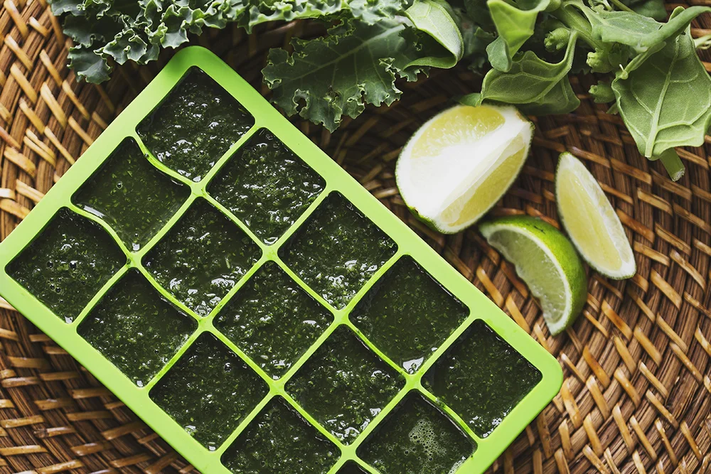 Kale cubes for smoothies