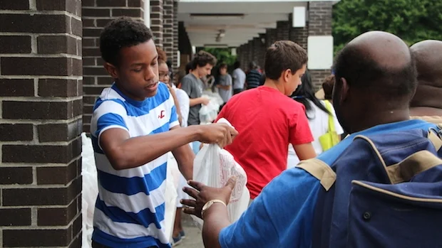 Apply now for the Atlanta Community Food Bank's 2015 Youth Summit