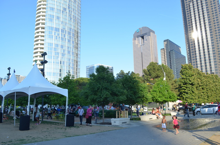 Given Dallas' flatness, I think they should have built all of their roads this way from 1950 onward and raised the street level to a purely pedestrian environment.