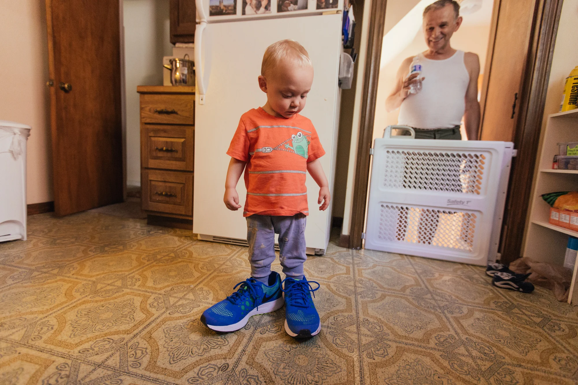 Oliver in his dad's shoes