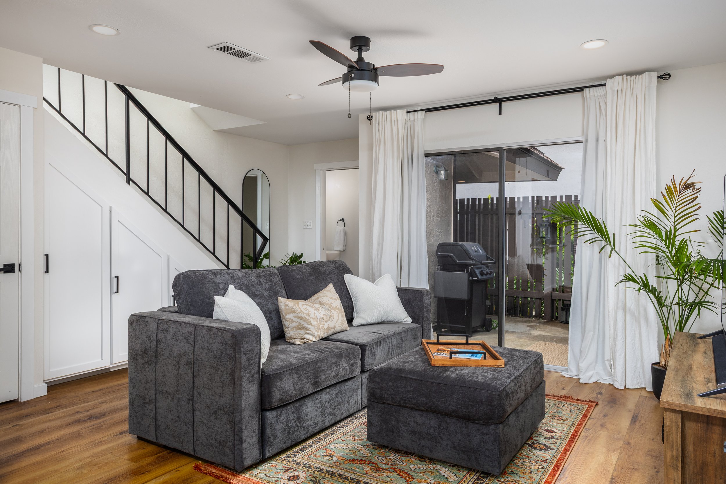 5509 Roundtree Dr Apt E