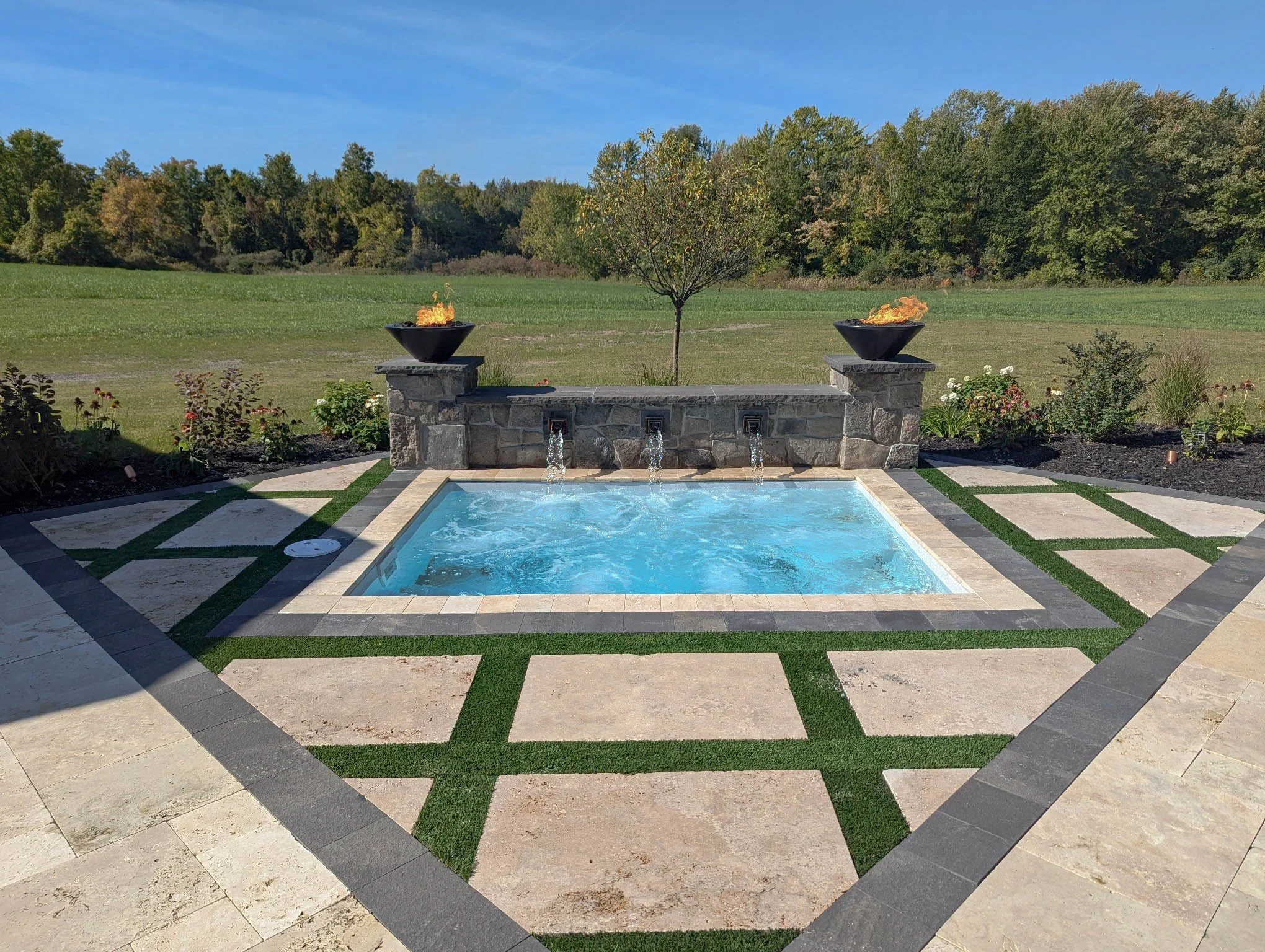 Synthetic Turf Inlay HotTub.jpg