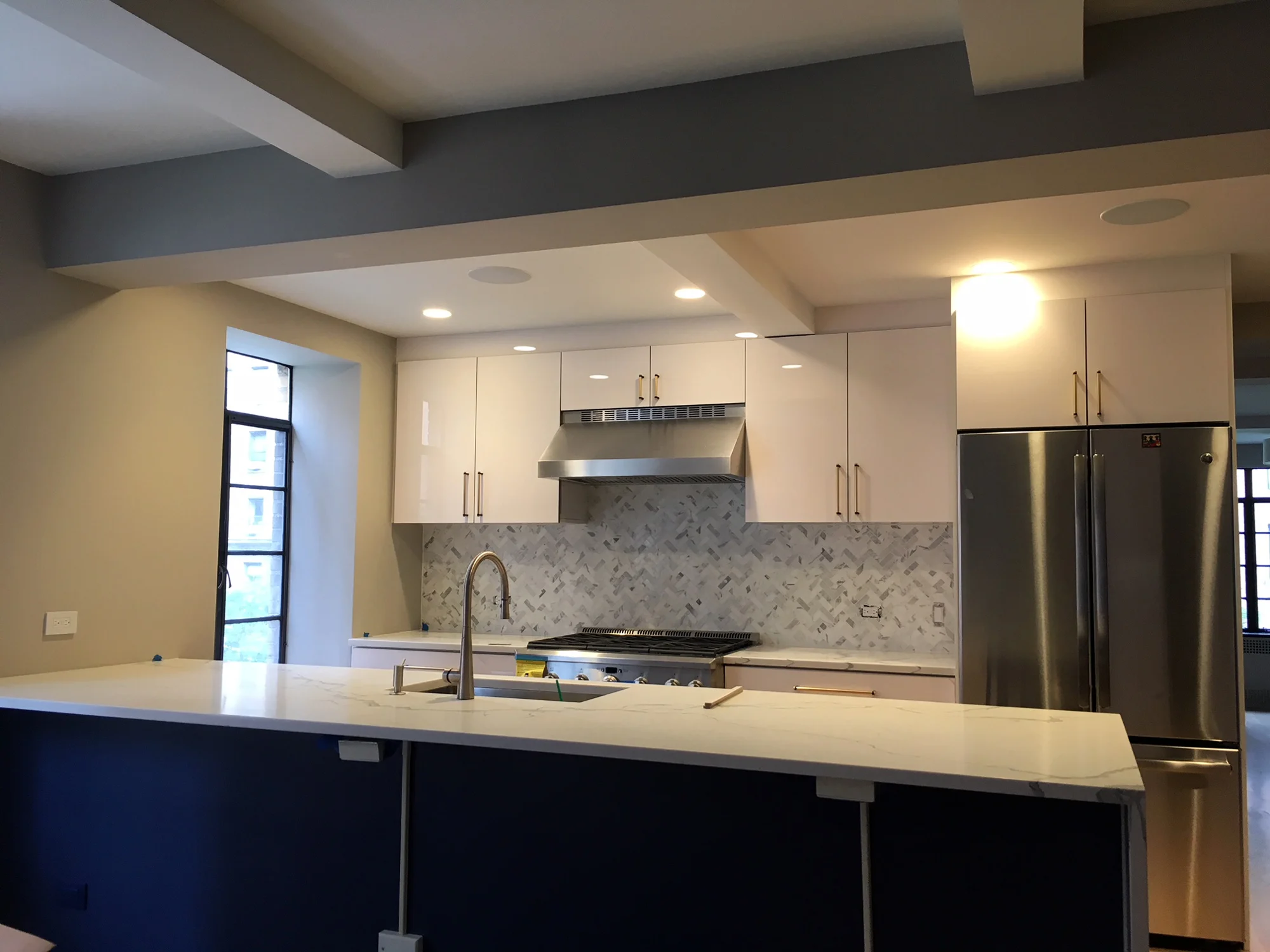 kitchen2_a.jpg