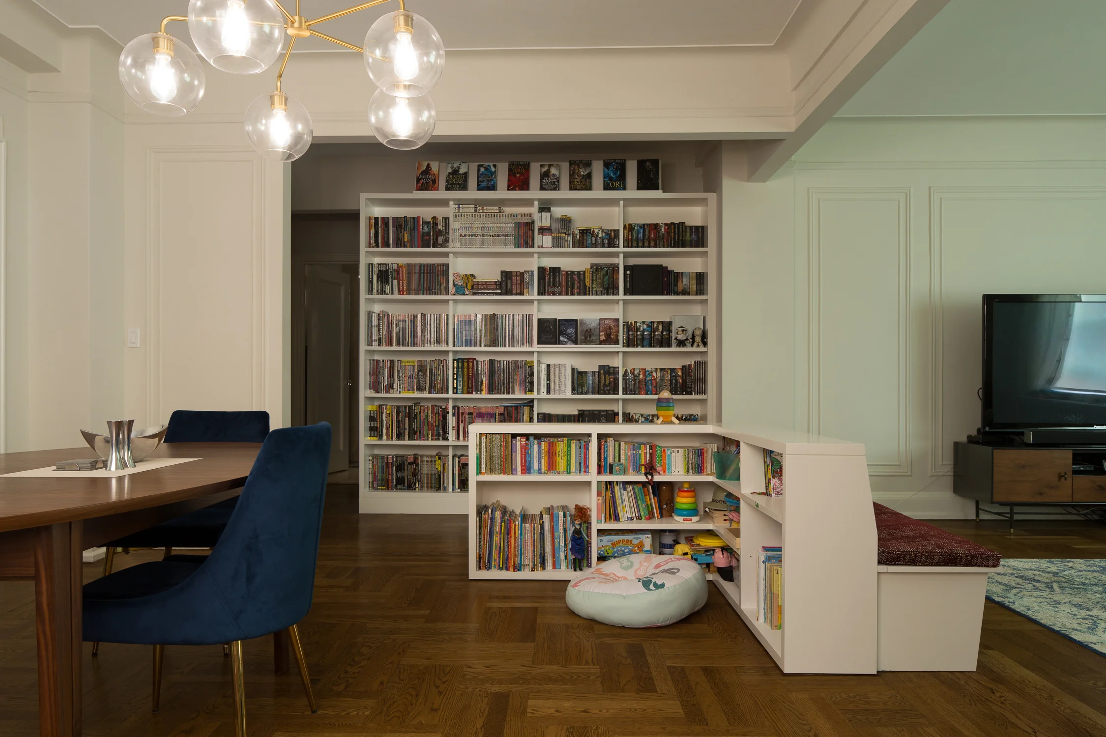 library1_b.jpg