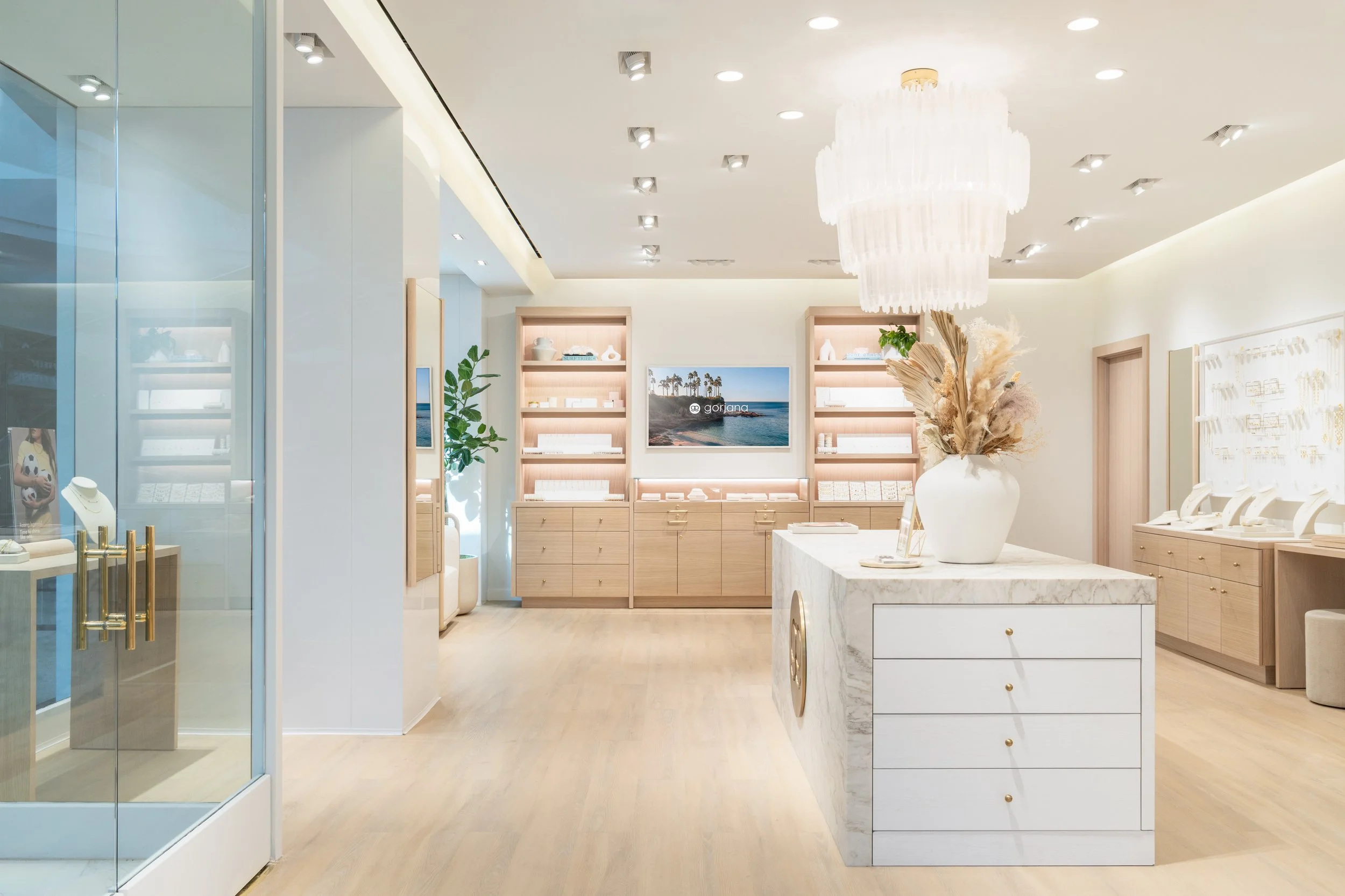 Gorjana-Interior-1.jpg