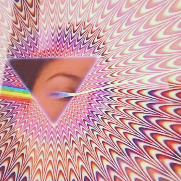 #turn the #pyramid #upsidedown #spitting #visions #of #powers #out my #eye #sacred #V #source of #creation #illumination #ancient #holographic #connection (at AlaMeDa gallery + studios)