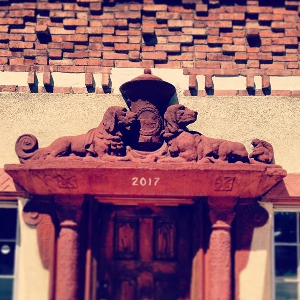 #artisan #regal #clay #dog #twins #guards of the #entrance #portal #suncity #classic #elegance