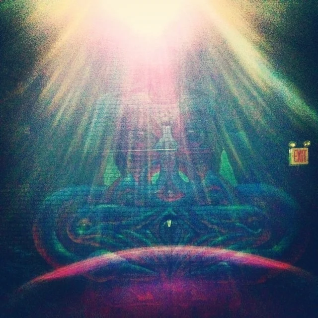 #crazy #glare action happening #lastnight @w3rc ‘s #piece @the #juicybrooklynartfestival #bushwick #bk