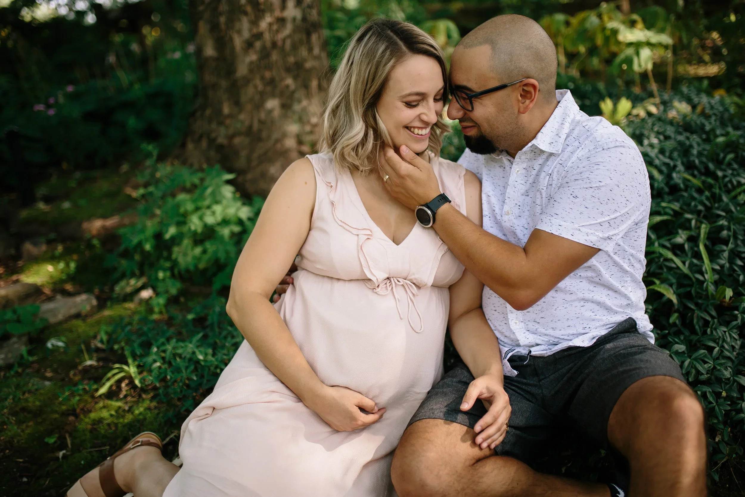 seance-photo-grossesse-centre-de-la-nature-3.webp