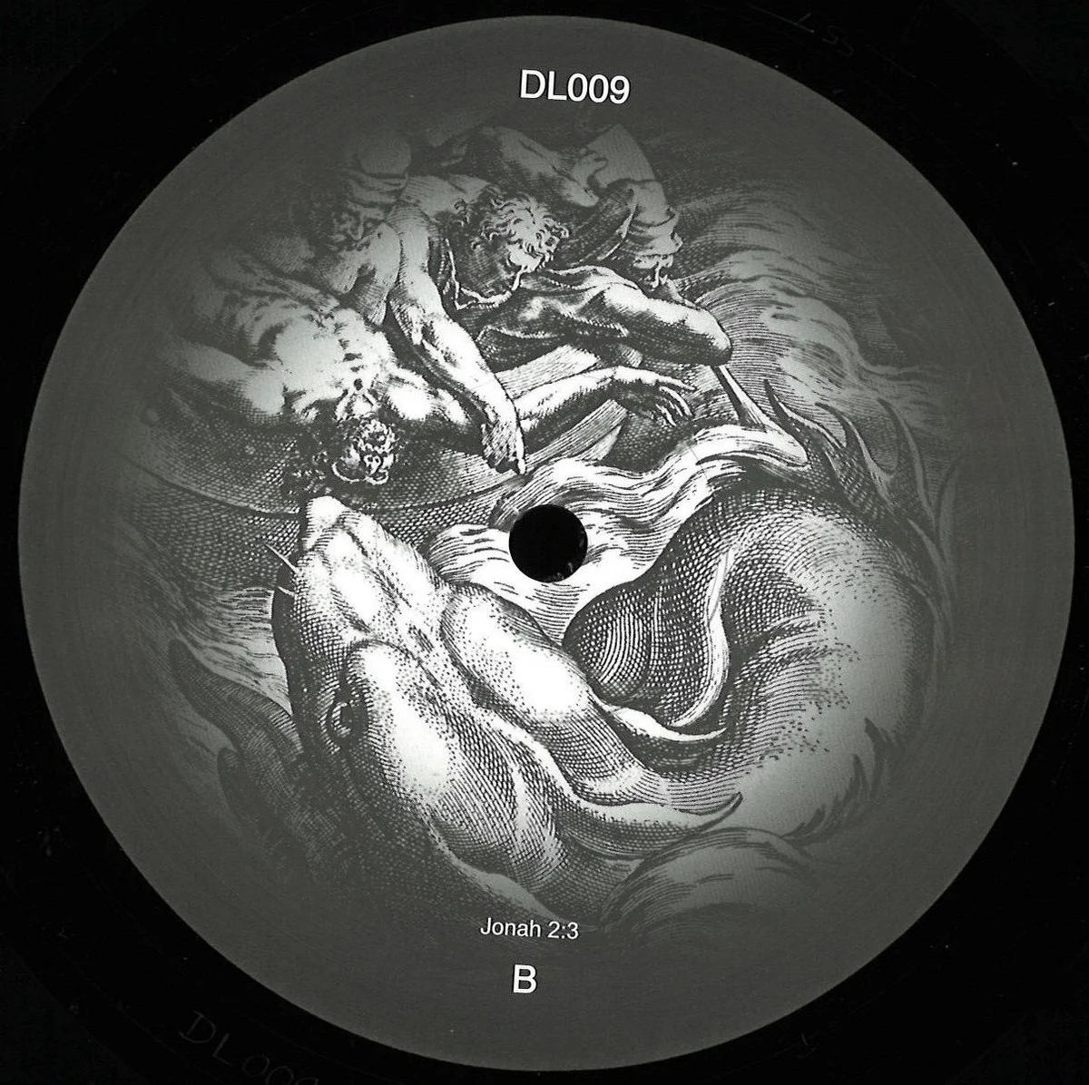 TRACK OF THE MOMENT: Luke Hess - Submission [Deep Labs] 