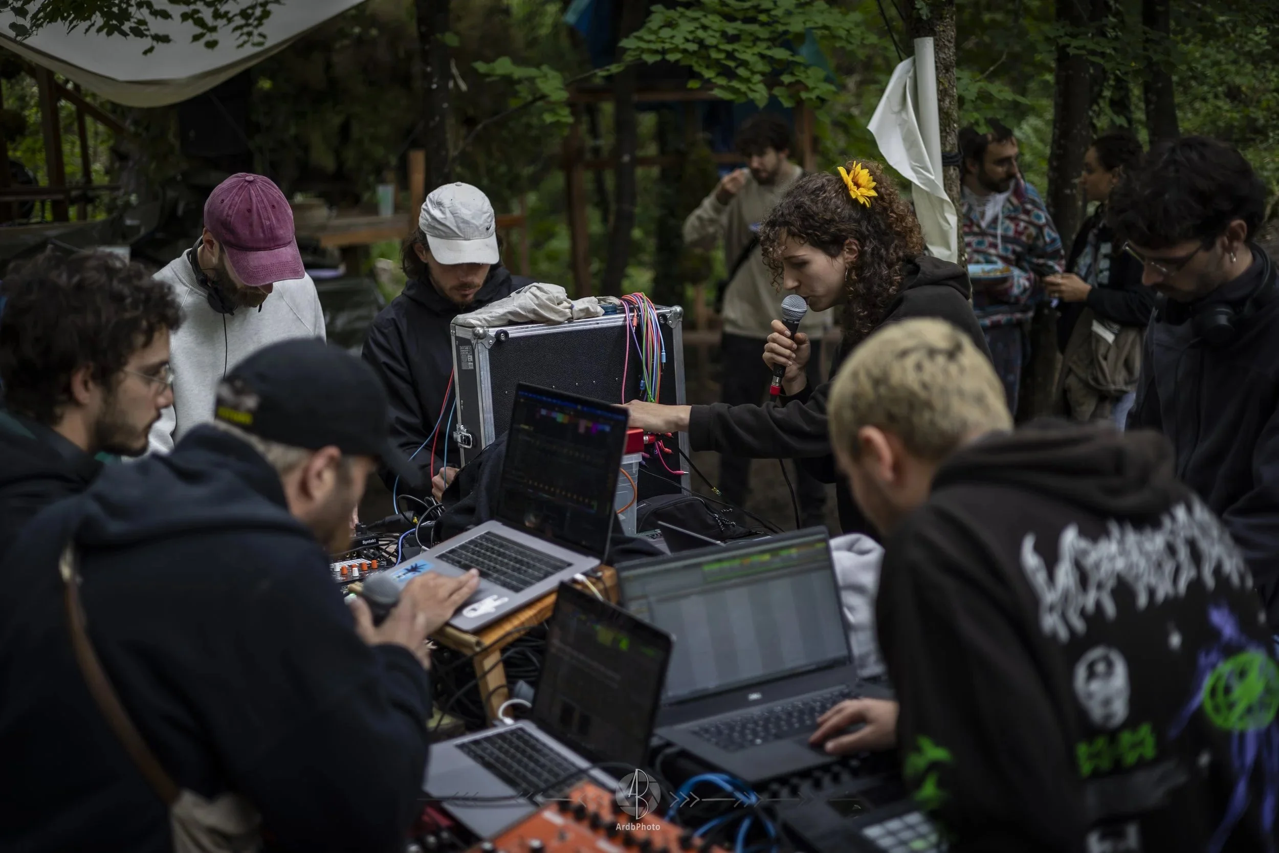 LABEL SPOTLIGHT: Polën