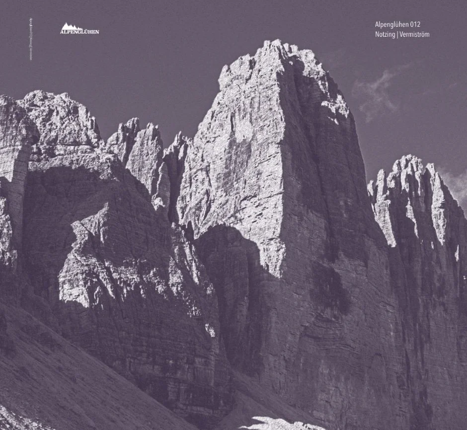 PREMIERE: Notzing - Triode [Alpenglühen]