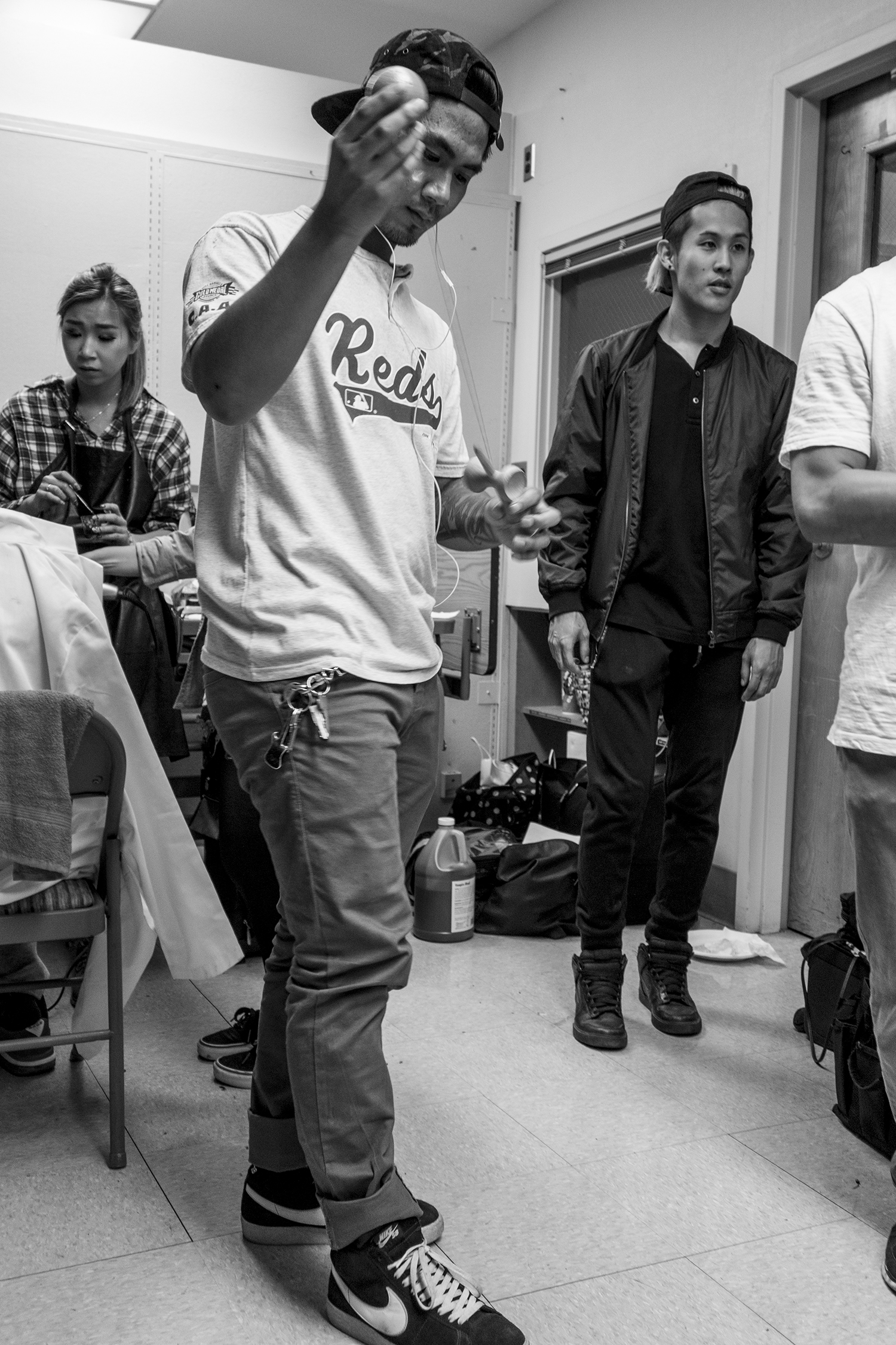 RUDY REYNON WITH THE KENDAMA