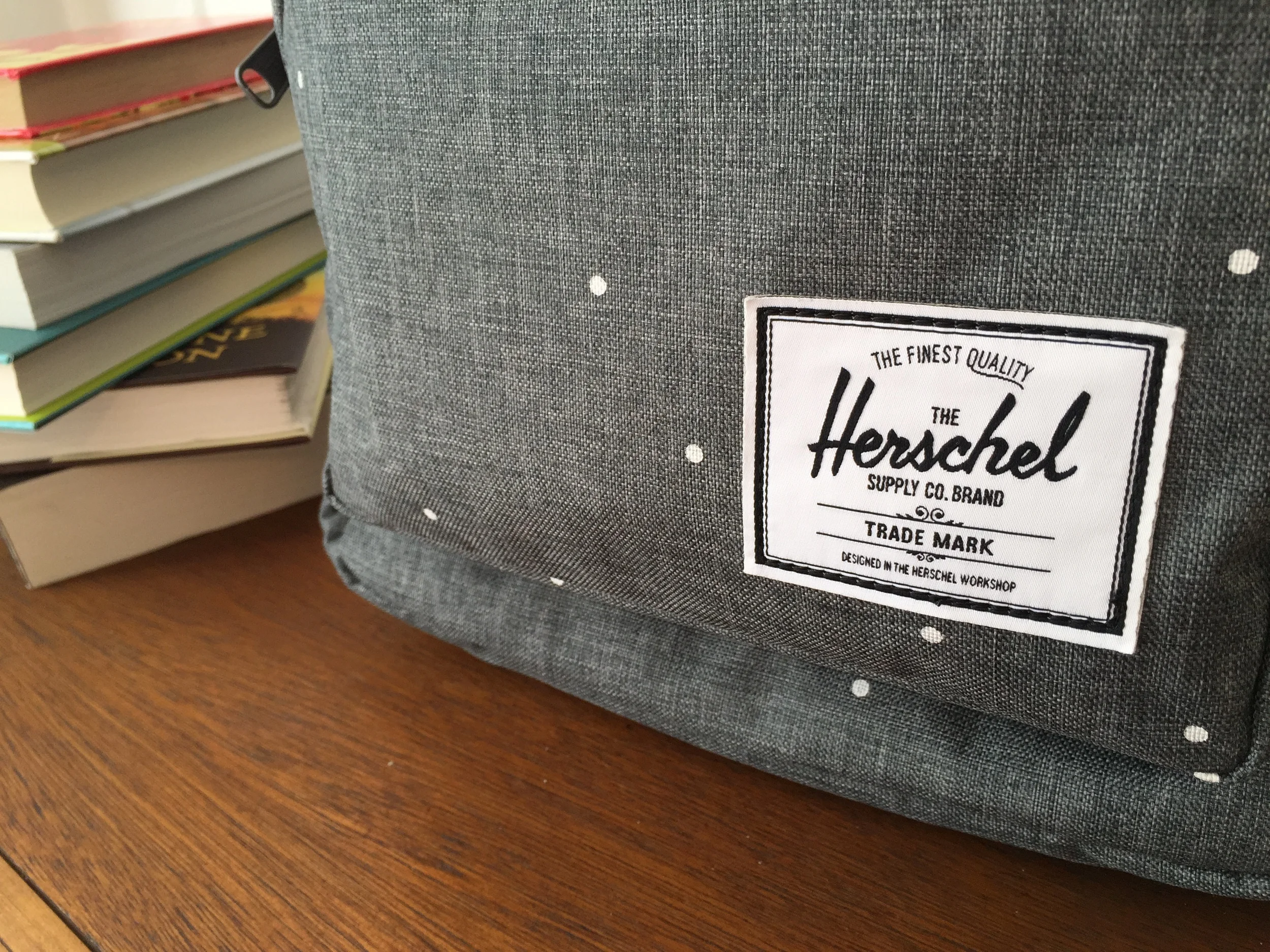 herschel luggage tag
