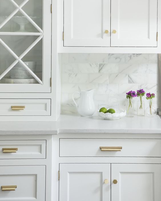 Cabinet Pulls Knobs Roundup Synonymous, White Kitchen Cabinets Brass Handles