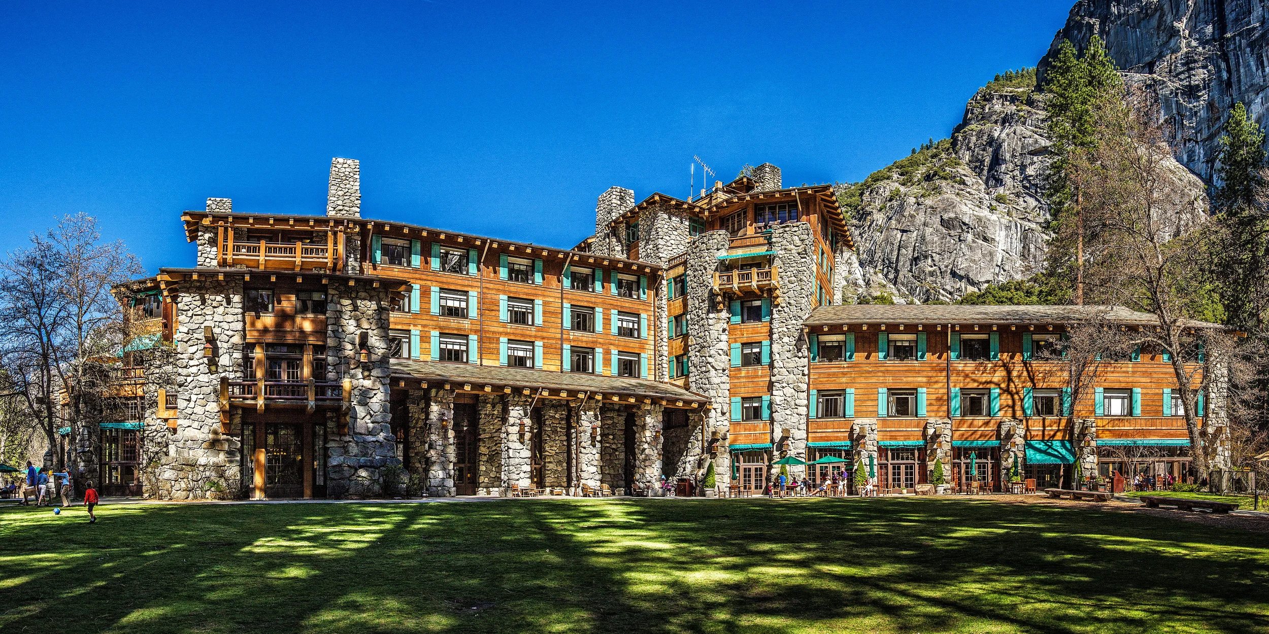 The Great Majestic Yosemite Hotel