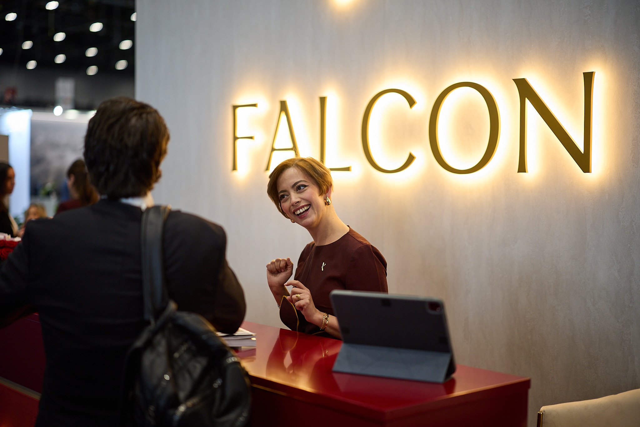 Falcon_WebRes 128.jpg