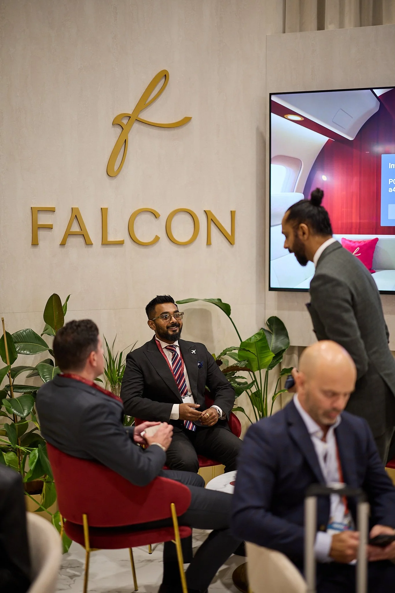 Falcon_WebRes 275.jpg