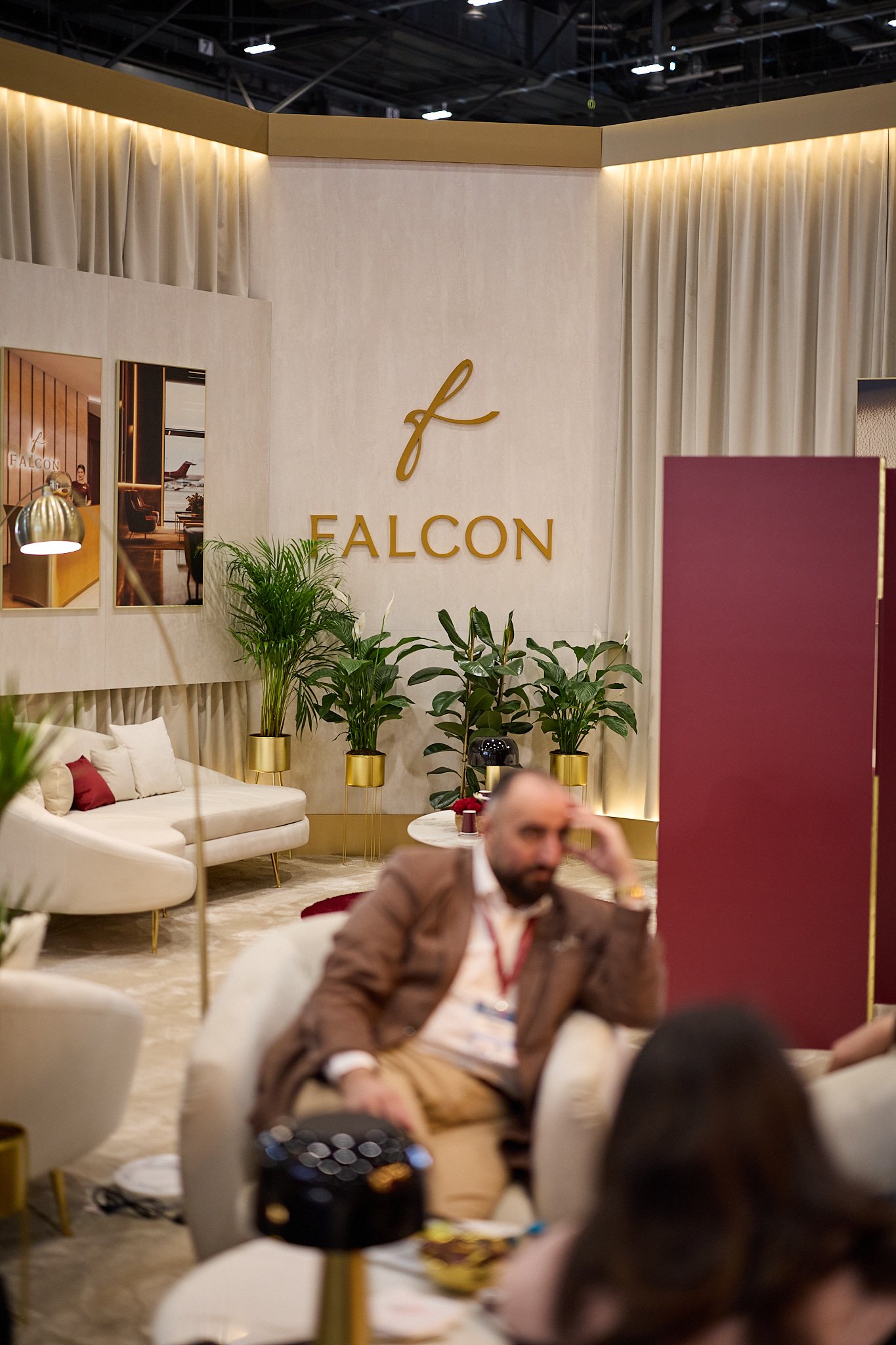 Falcon_WebRes 949.jpg