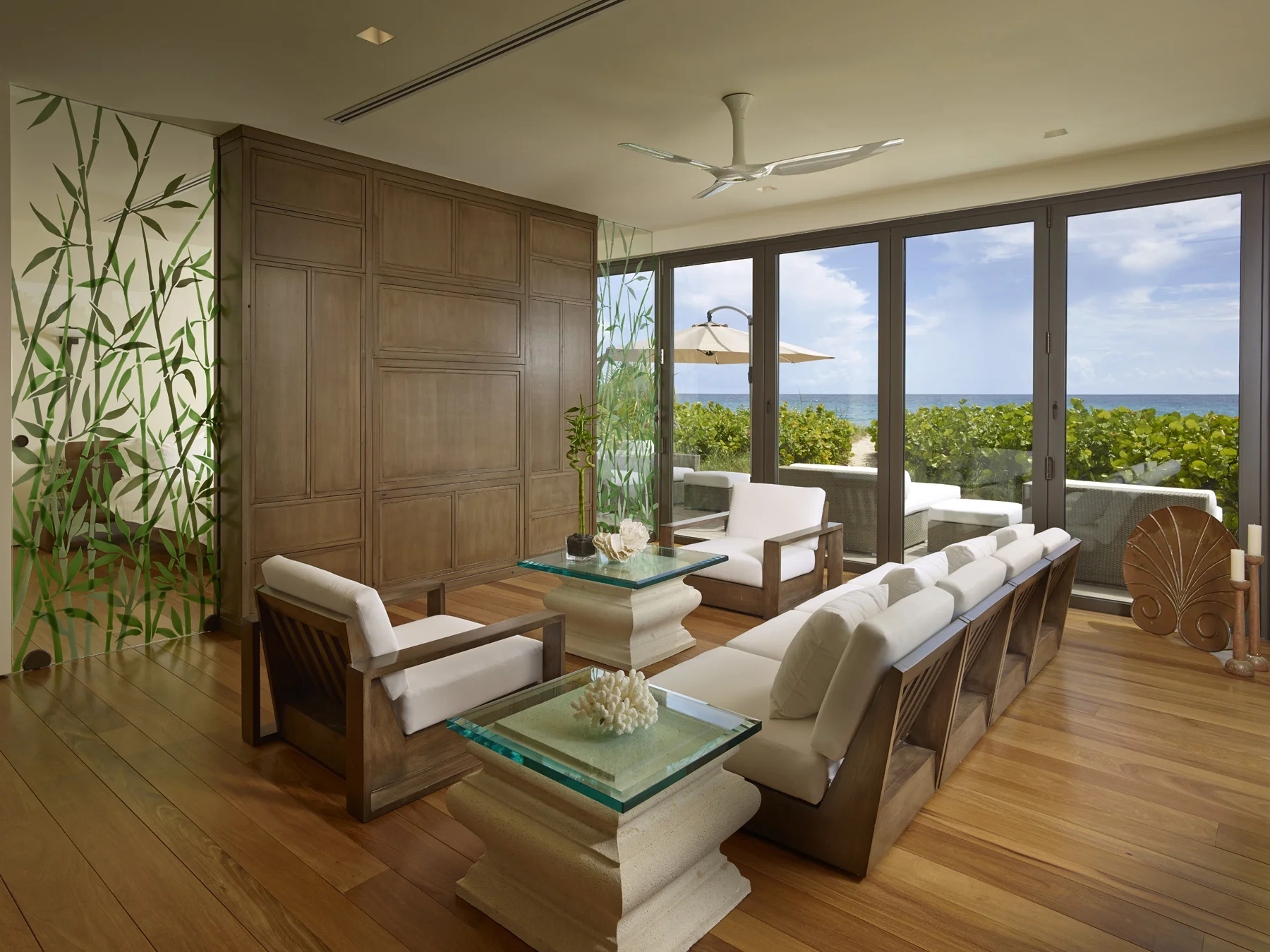Living room / Bedroom