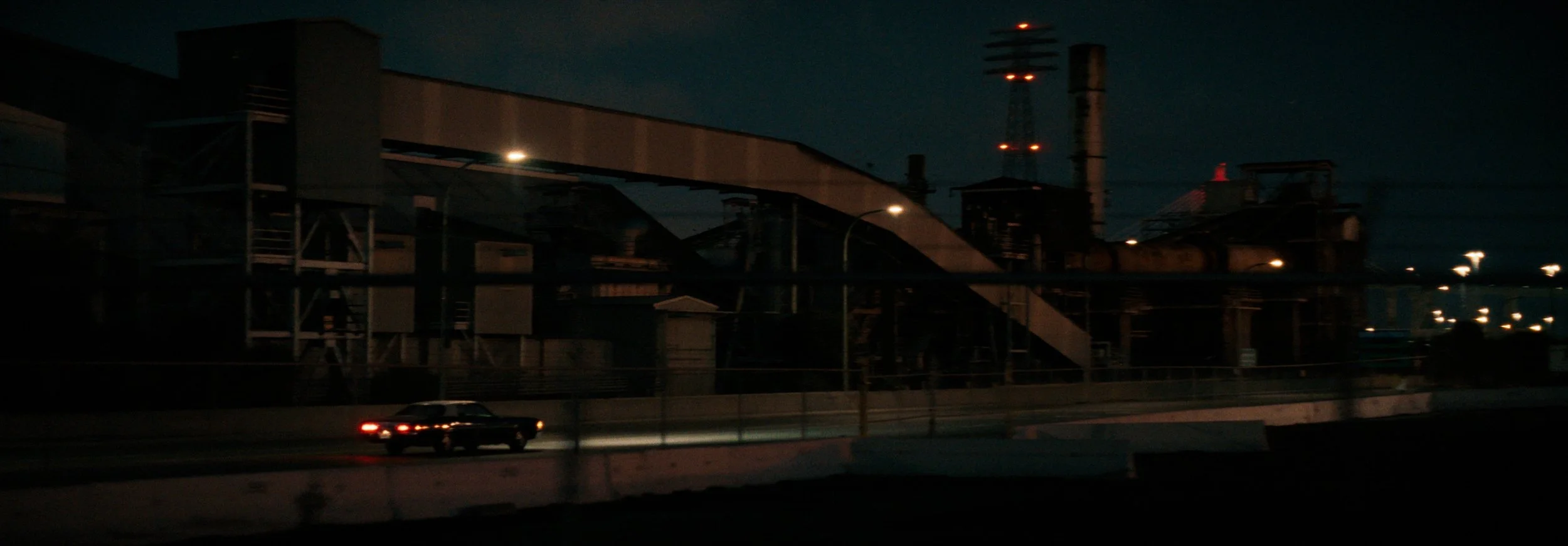 QUERY FINAL PRORES 5.1.mov.00_02_17_05.Still008.jpg