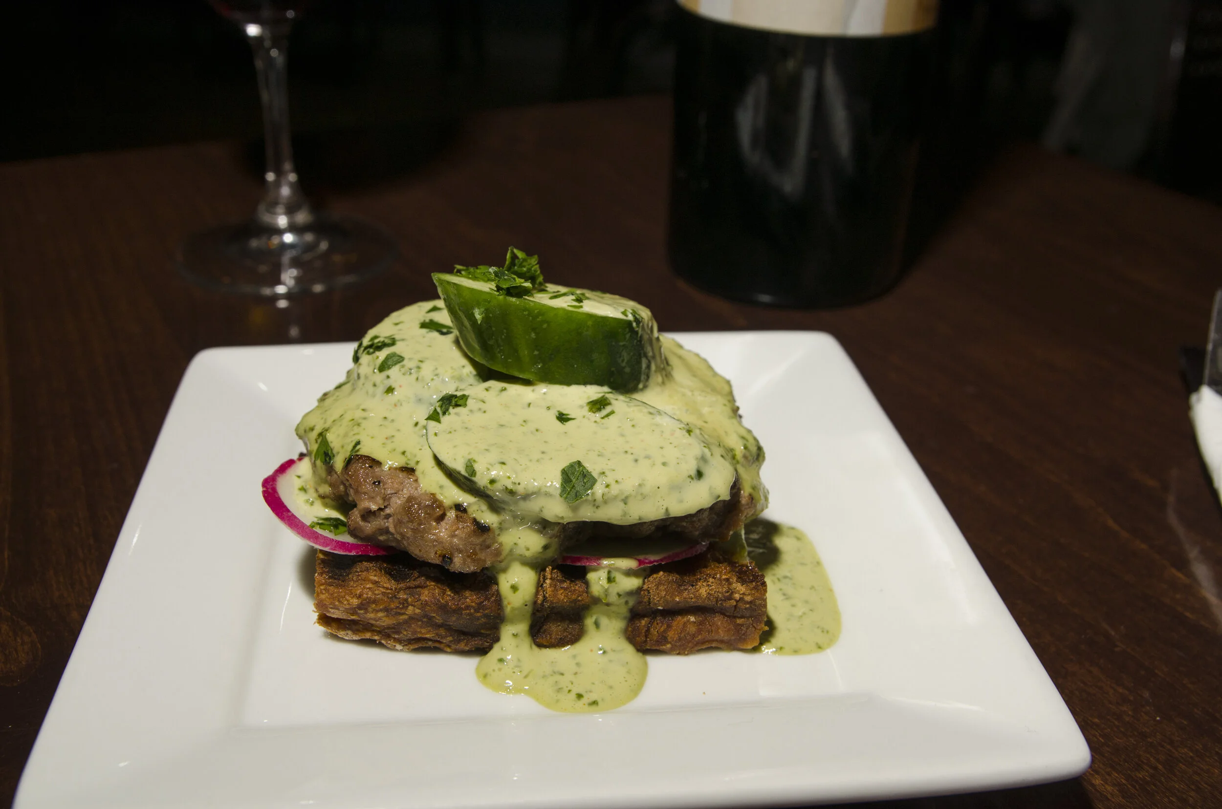 GrilledLambBurger_07.JPG